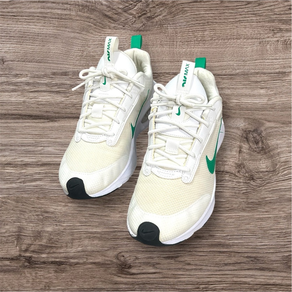 Nike Air Max INTRLK Lite - White Stadium Green - Women’s Size 8